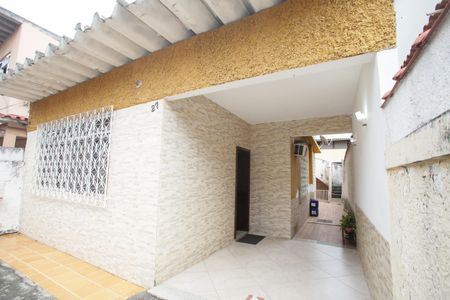 Casa à venda com 90m², 3 quartos e 2 vagas Casa à venda com 90m², 3 quartos e 2 vagasGaragem