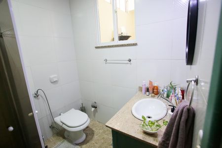 Casa à venda com 90m², 3 quartos e 2 vagas Casa à venda com 90m², 3 quartos e 2 vagasBanheiro Social
