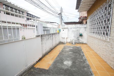 Casa à venda com 90m², 3 quartos e 2 vagas Casa à venda com 90m², 3 quartos e 2 vagasQuintal