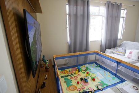 Casa à venda com 90m², 3 quartos e 2 vagas Casa à venda com 90m², 3 quartos e 2 vagasSala