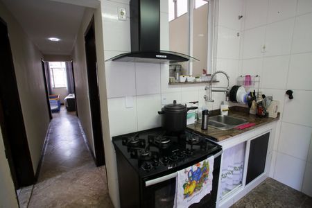 Casa à venda com 90m², 3 quartos e 2 vagas Casa à venda com 90m², 3 quartos e 2 vagasCozinha