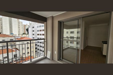 Studio para alugar com 30m², 1 quarto e sem vaga Studio para alugar com 30m², 1 quarto e sem vagaVaranda