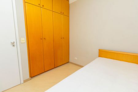 Apartamento à venda com 70m², 3 quartos e 1 vaga Apartamento à venda com 70m², 3 quartos e 1 vagaQuarto 2