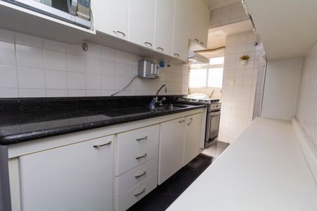 Apartamento à venda com 70m², 3 quartos e 1 vaga Apartamento à venda com 70m², 3 quartos e 1 vagaCozinha