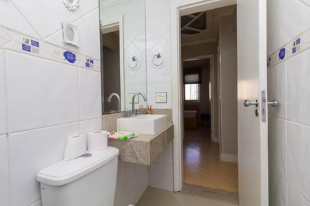 Apartamento à venda com 70m², 3 quartos e 1 vaga Apartamento à venda com 70m², 3 quartos e 1 vagaBanheiro 2