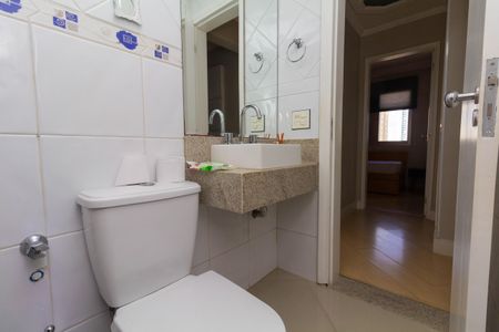 Apartamento à venda com 70m², 3 quartos e 1 vaga Apartamento à venda com 70m², 3 quartos e 1 vagaBanheiro 2