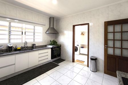 Casa à venda com 520m², 3 quartos e 6 vagasCozinha