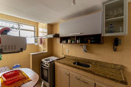 Apartamento à venda com 65m², 2 quartos e 1 vagaCozinha
