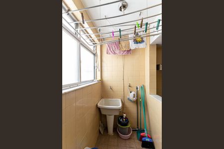 Apartamento à venda com 65m², 2 quartos e 1 vagaÁrea de Serviço