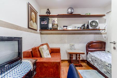 Casa à venda com 220m², 3 quartos e 2 vagasQuarto 3