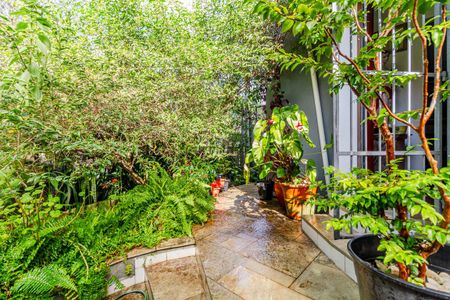 Casa à venda com 220m², 3 quartos e 2 vagasJardim