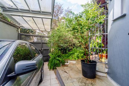 Casa à venda com 220m², 3 quartos e 2 vagasGaragem