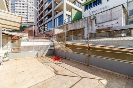 Casa à venda com 220m², 3 quartos e 2 vagasVaranda Quarto 2