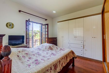 Casa à venda com 220m², 3 quartos e 2 vagasQuarto 1