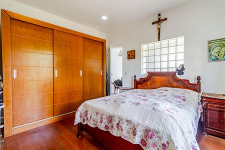 Casa à venda com 220m², 3 quartos e 2 vagasQuarto 1