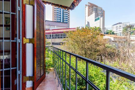 Casa à venda com 220m², 3 quartos e 2 vagasVaranda Quarto 1