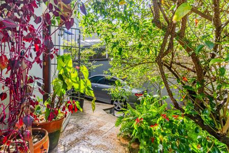 Casa à venda com 220m², 3 quartos e 2 vagasJardim