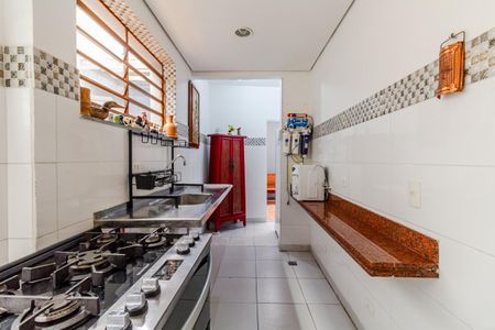 Casa à venda com 220m², 3 quartos e 2 vagasCozinha