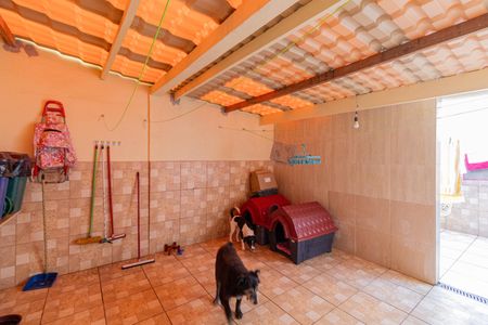 Casa à venda com 147m², 3 quartos e 2 vagas Casa à venda com 147m², 3 quartos e 2 vagasQuintal