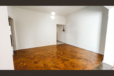 Casa à venda com 92m², 2 quartos e 1 vaga Casa à venda com 92m², 2 quartos e 1 vagaSala