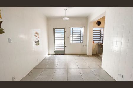 Casa à venda com 92m², 2 quartos e 1 vaga Casa à venda com 92m², 2 quartos e 1 vagaCozinha