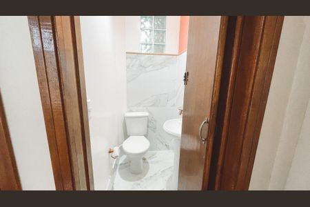 Casa à venda com 92m², 2 quartos e 1 vaga Casa à venda com 92m², 2 quartos e 1 vagaLavabo