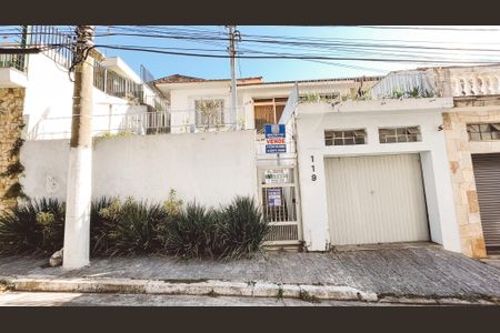 Casa à venda com 92m², 2 quartos e 1 vaga Casa à venda com 92m², 2 quartos e 1 vagaFachada e Placa