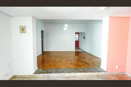 Casa à venda com 92m², 2 quartos e 1 vaga Casa à venda com 92m², 2 quartos e 1 vagaSala