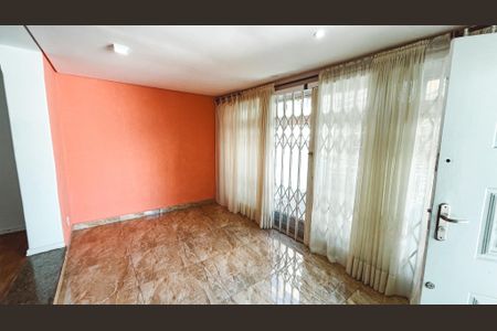 Casa à venda com 92m², 2 quartos e 1 vaga Casa à venda com 92m², 2 quartos e 1 vagaSala