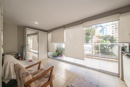 Apartamento à venda com 74m², 1 quarto e 1 vagaVaranda