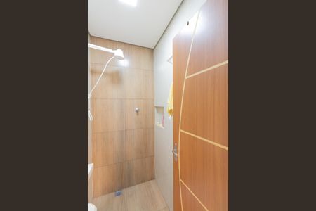 Casa à venda com 420m², 4 quartos e 4 vagas Casa à venda com 420m², 4 quartos e 4 vagasBanheiro 2