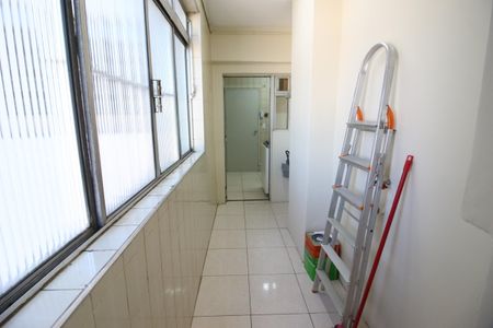 Apartamento à venda com 71m², 3 quartos e 1 vagaÁrea de Serviço