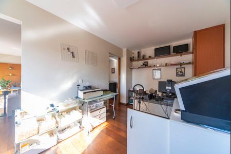 Apartamento para alugar com 145m², 2 quartos e 2 vagasEscritório