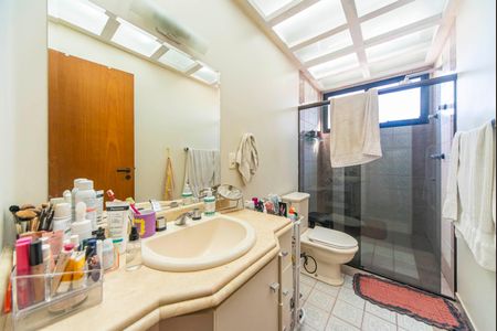 Apartamento para alugar com 145m², 2 quartos e 2 vagasBanheiro Social