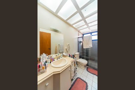 Apartamento para alugar com 145m², 2 quartos e 2 vagasBanheiro Social