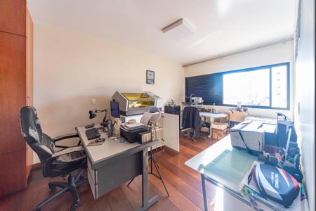 Apartamento para alugar com 145m², 2 quartos e 2 vagasEscritório