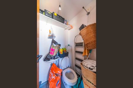 Apartamento para alugar com 145m², 2 quartos e 2 vagasBanheiro de serviço