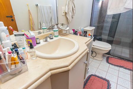 Apartamento para alugar com 145m², 2 quartos e 2 vagasBanheiro Social