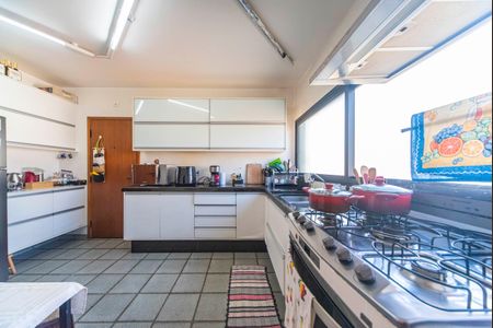 Apartamento para alugar com 145m², 2 quartos e 2 vagasCozinha