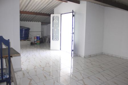 Casa à venda com 250m², 3 quartos e 5 vagasSótão