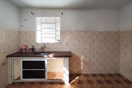 Casa à venda com 150m², 2 quartos e 2 vagas Casa à venda com 150m², 2 quartos e 2 vagasCozinha