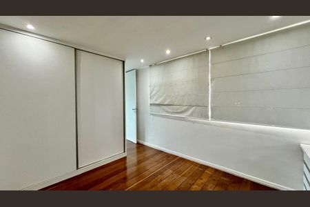 Apartamento à venda com 299m², 4 quartos e 2 vagasQuarto 3