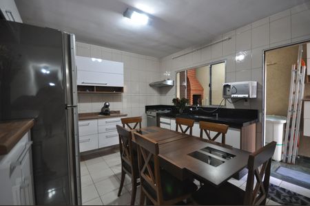 Casa à venda com 150m², 3 quartos e 4 vagasCozinha