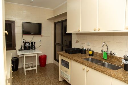 Apartamento à venda com 220m², 3 quartos e 3 vagasCozinha