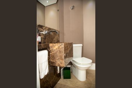 Apartamento à venda com 220m², 3 quartos e 3 vagasLavabo