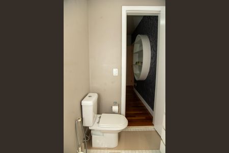 Apartamento à venda com 220m², 3 quartos e 3 vagasBanheiro da Suíte 3