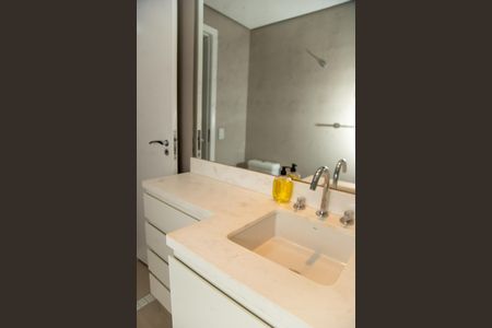 Apartamento à venda com 220m², 3 quartos e 3 vagasBanheiro da Suíte 3