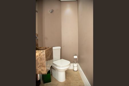 Apartamento à venda com 220m², 3 quartos e 3 vagasLavabo