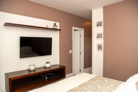 Apartamento à venda com 220m², 3 quartos e 3 vagasQuarto Suíte