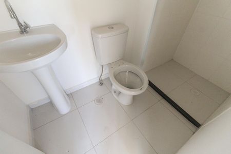 Apartamento à venda com 38m², 2 quartos e sem vaga Apartamento à venda com 38m², 2 quartos e sem vagaBanheiro